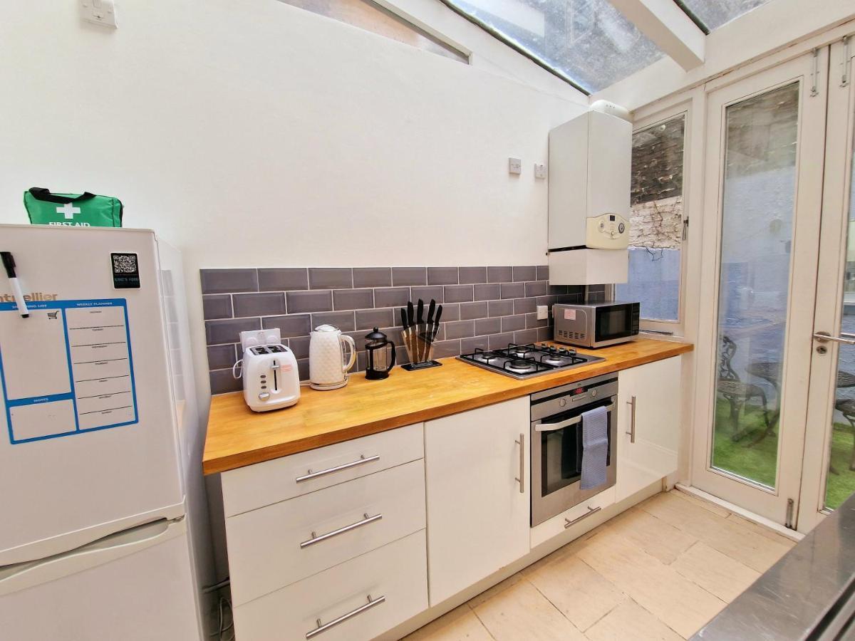 Beautiful Hyde Park Flat By Lancaster Gate Station With Private Back Patio Londres Exterior foto