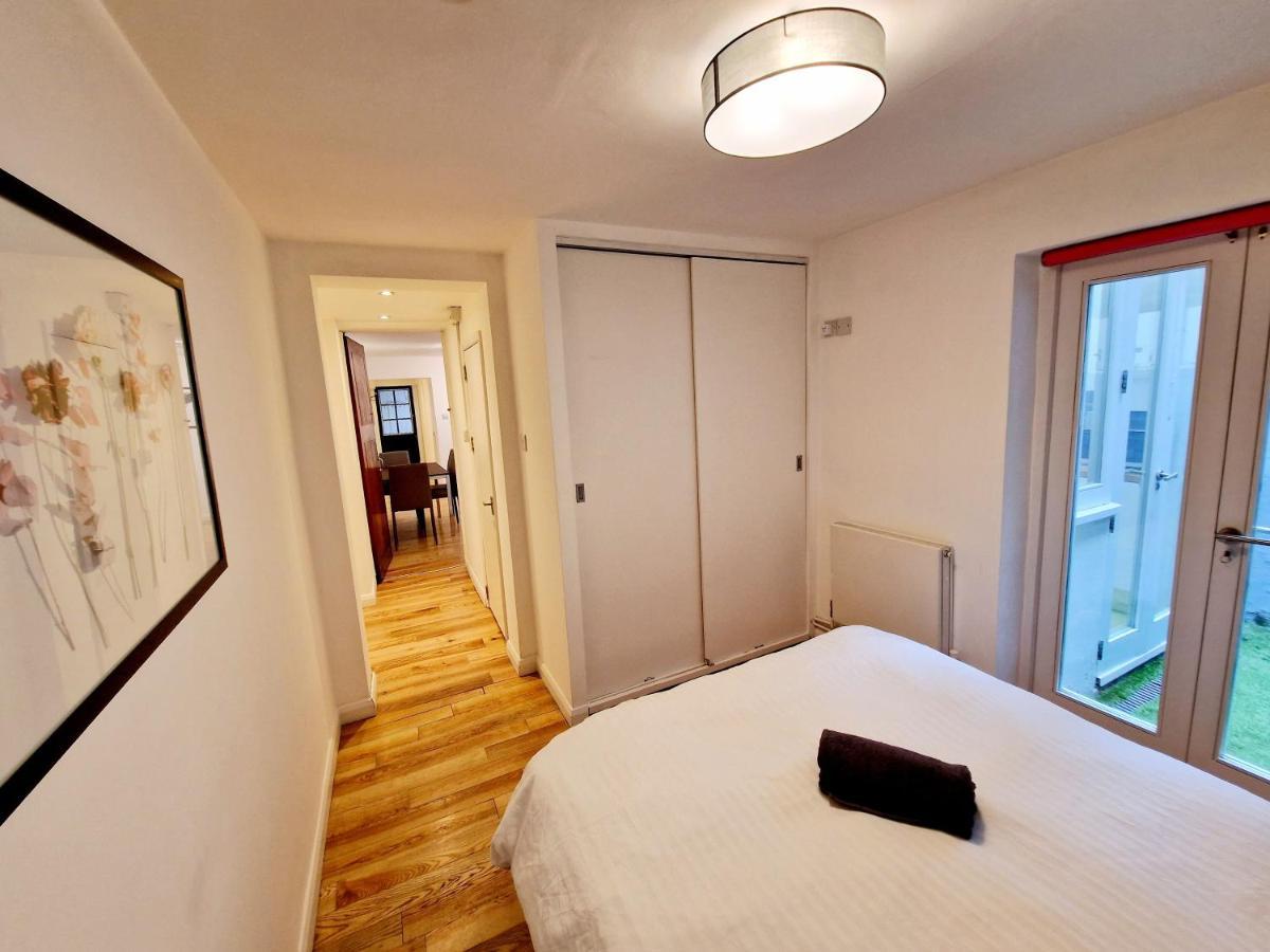 Beautiful Hyde Park Flat By Lancaster Gate Station With Private Back Patio Londres Exterior foto