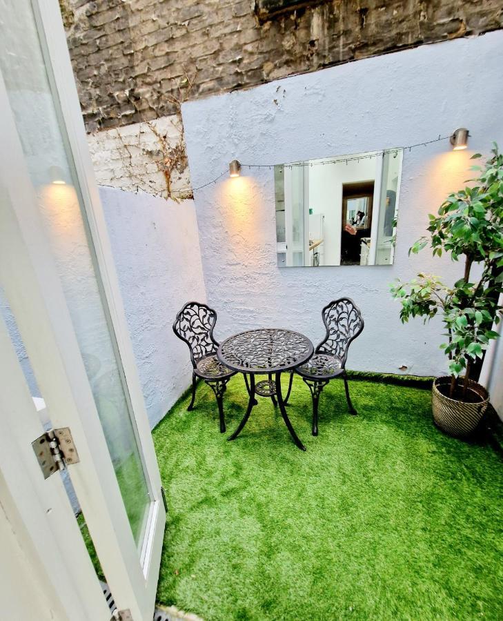 Beautiful Hyde Park Flat By Lancaster Gate Station With Private Back Patio Londres Exterior foto