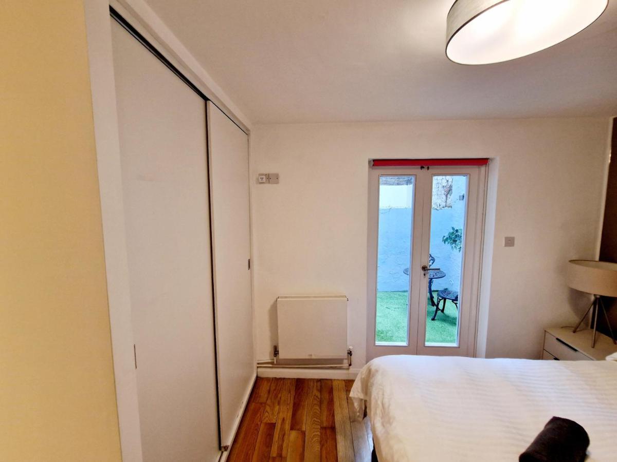Beautiful Hyde Park Flat By Lancaster Gate Station With Private Back Patio Londres Exterior foto